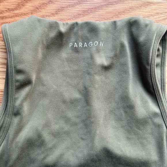 Paragon Fitwear Keyhole Tank Bra Dark Green No Size Tag - Picture 4 of 5